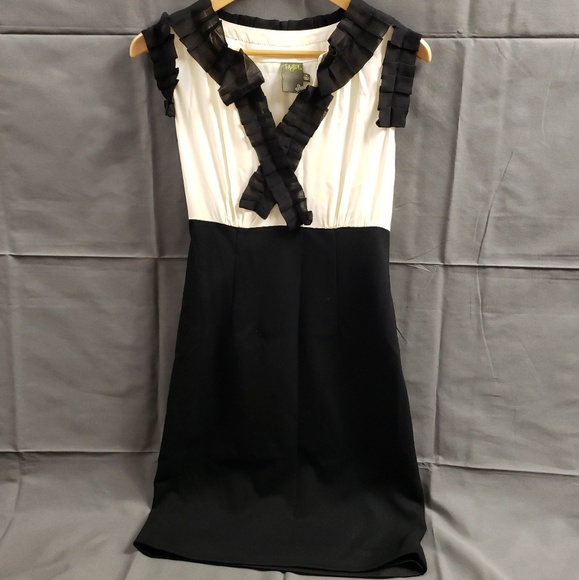 Taylor Black and Cream Work Dress Ruffled Collar - Picture 1 of 4